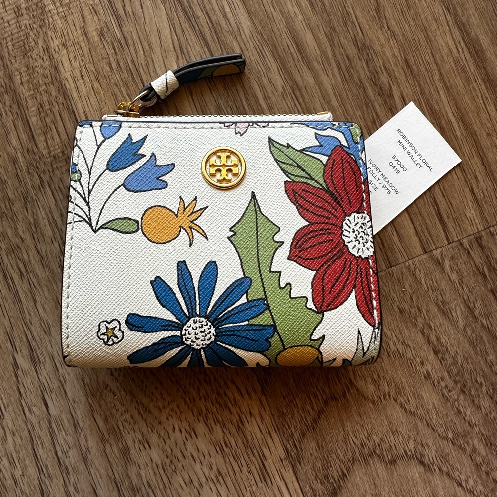 Brand New Tory Burch Robinson Floral Mini Wallet